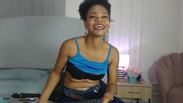 ChantalGarner webcam
