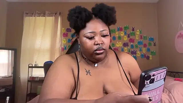 Chocolatebunnyxx96 webcam