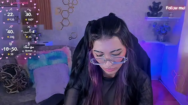 mia_smoke_ webcam