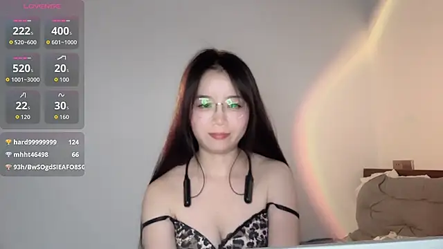 77-Vicky webcam