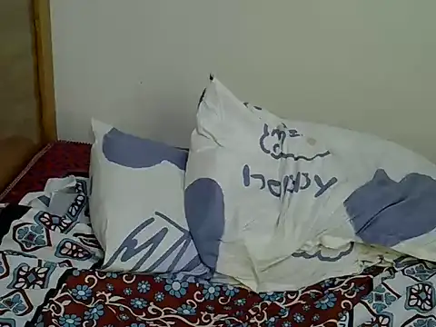 trixiepixy - Trixiepixy's free webcam - UK Sex Cams