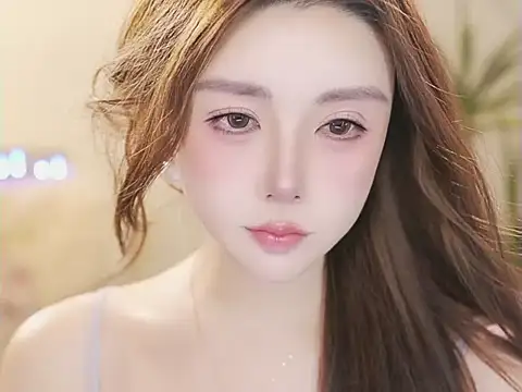 Qiaoqiao__ webcam