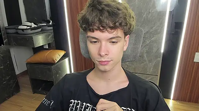 calvin_love_you webcam