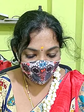 Tamil_Mithra webcam
