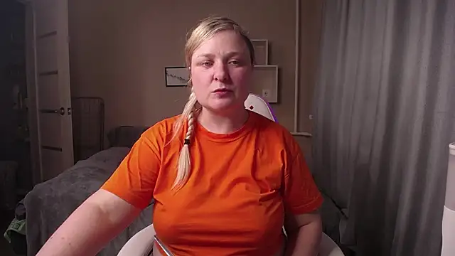 EllieSun webcam