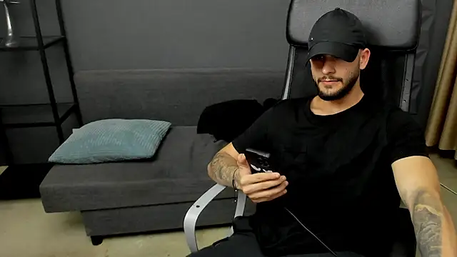 TroyWadee webcam