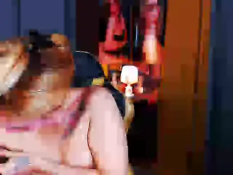 sexynaughtychristinaxx webcam