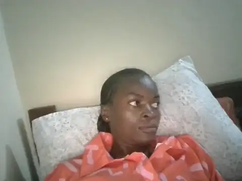 Yours_Ramona webcam