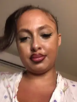 monibaby12xLilbratofficia webcam