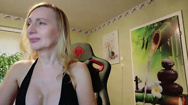 HotLana69 webcam