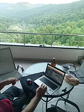 Saysomething3 webcam