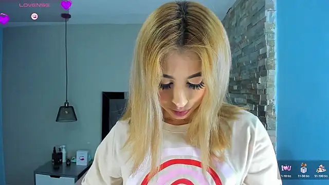 LUCYAMARS1 webcam