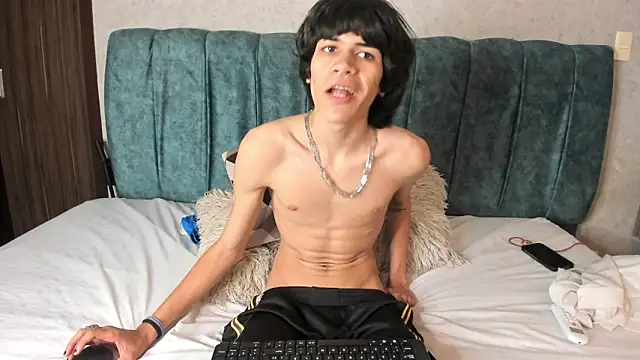 Diamond_twink webcam