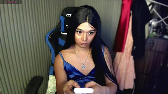TrinityFucksYou webcam