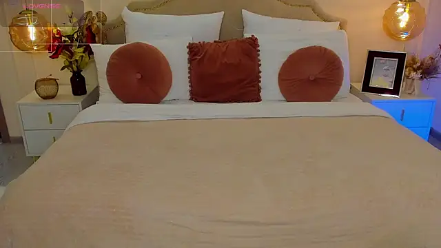 LexiePat webcam