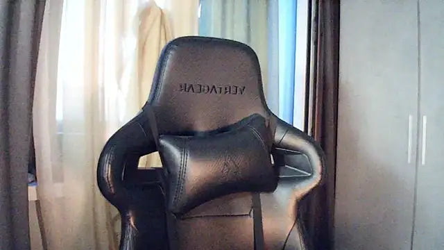 MoodieMira webcam
