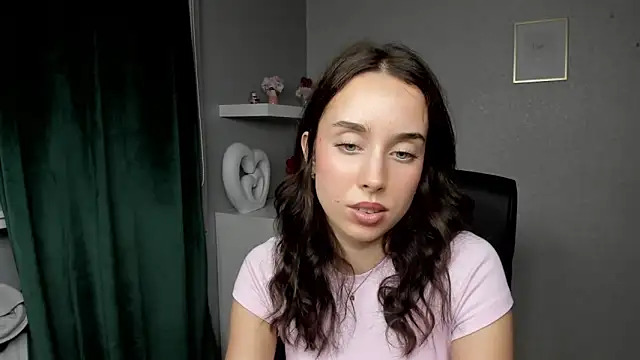 AdeleSolo webcam