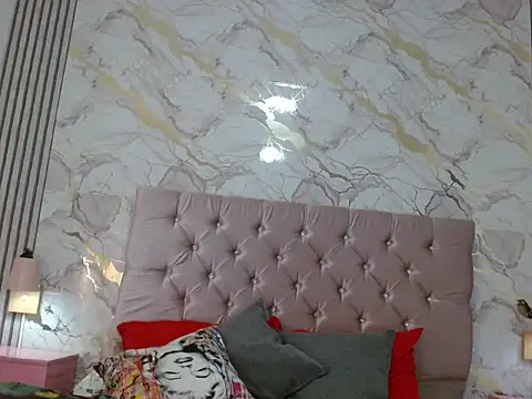Mia_Hiills webcam