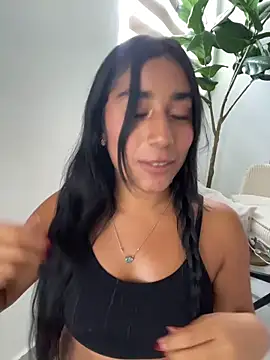 SaryJonex webcam