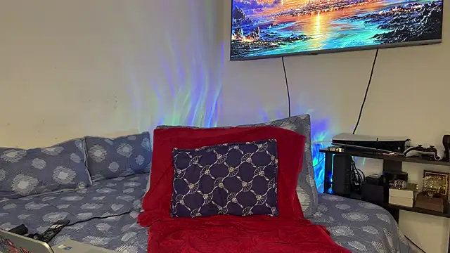 SexxxySquirterStev777 webcam