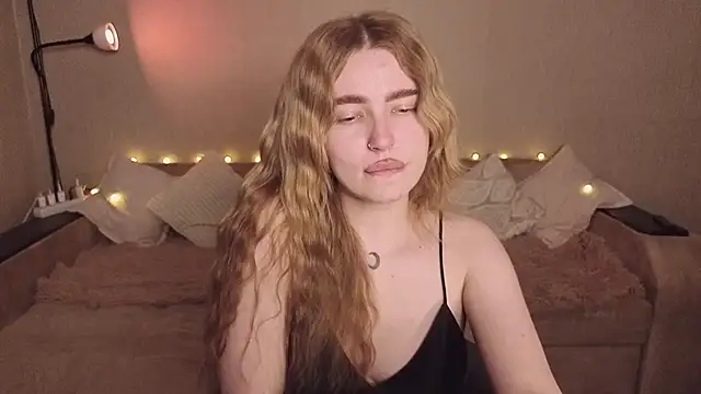 ViolettaLopez webcam