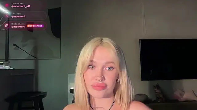 Golden_Aline live sex cam