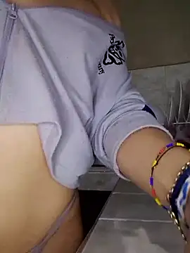 Qunea - Trans webcam sex chat