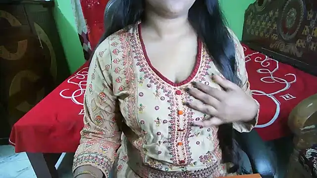 BengaliQueenStar webcam