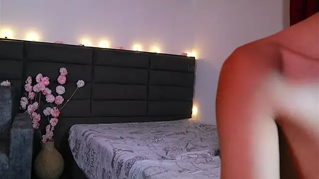 kathieandpovcock1 webcam