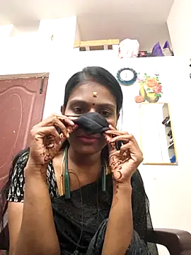 Tamil_Yalini12