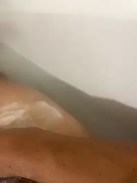 iRealYFuckGood webcam