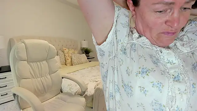 Vika73 webcam