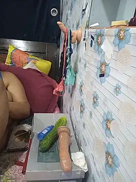 tina8th live cam on StripChat