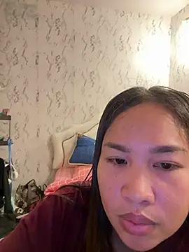 Ponthip live cam on StripChat