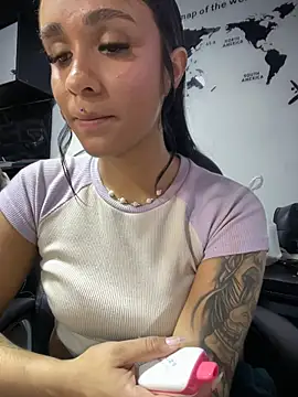 Isabella-Teen webcam