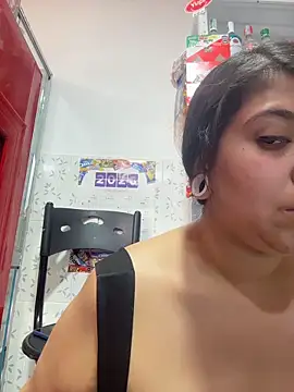 emilyjohanson - Emilyjohanson's free webcam - UK Sex Cams