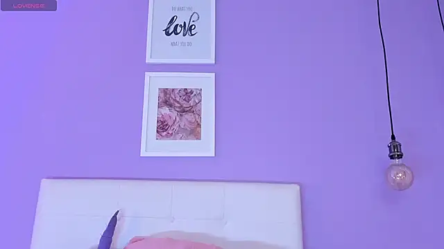 Charlotte11-11 webcam