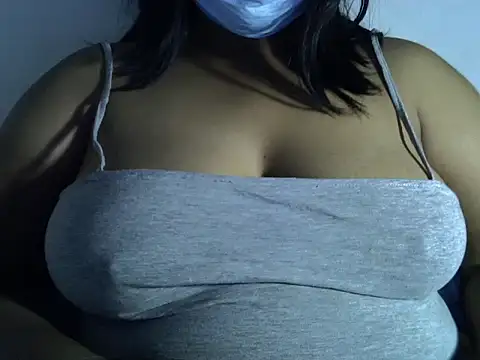 Artinah22 webcam