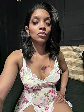 rakiyahcharms