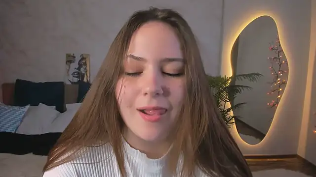 mireyalin - MireyaLin's free webcam - UK Sex Cams