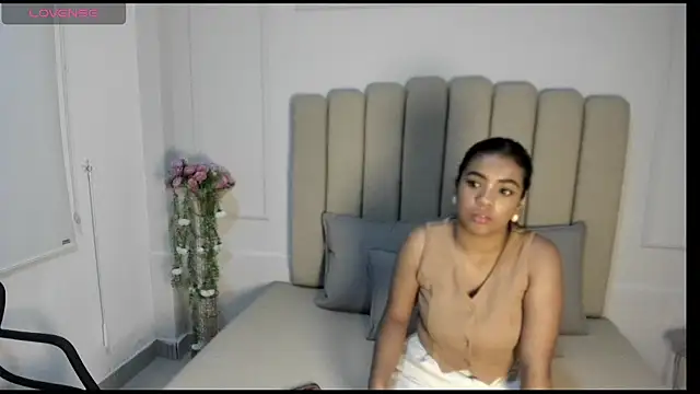 CannelaSmith live cam on StripChat