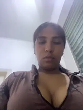 nina20xxxx webcam