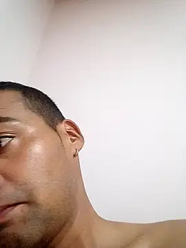 REYANIER webcam