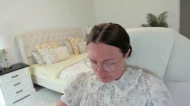 Vika73 webcam