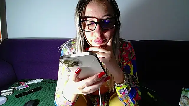 julianna68 (T young) - cum show