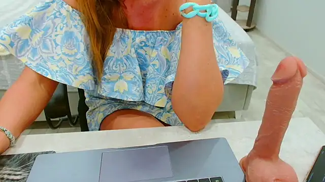 EveLove33 webcam