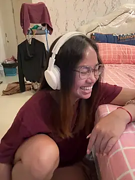 Ponthip webcam