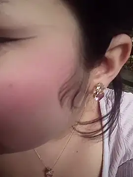 zoe_moon__ webcam