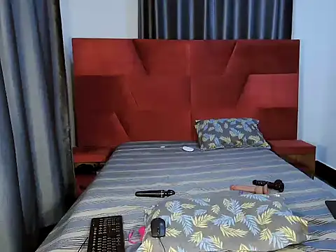 prettyjaylo live cam on StripChat