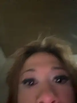 stormytt_ live cam on StripChat